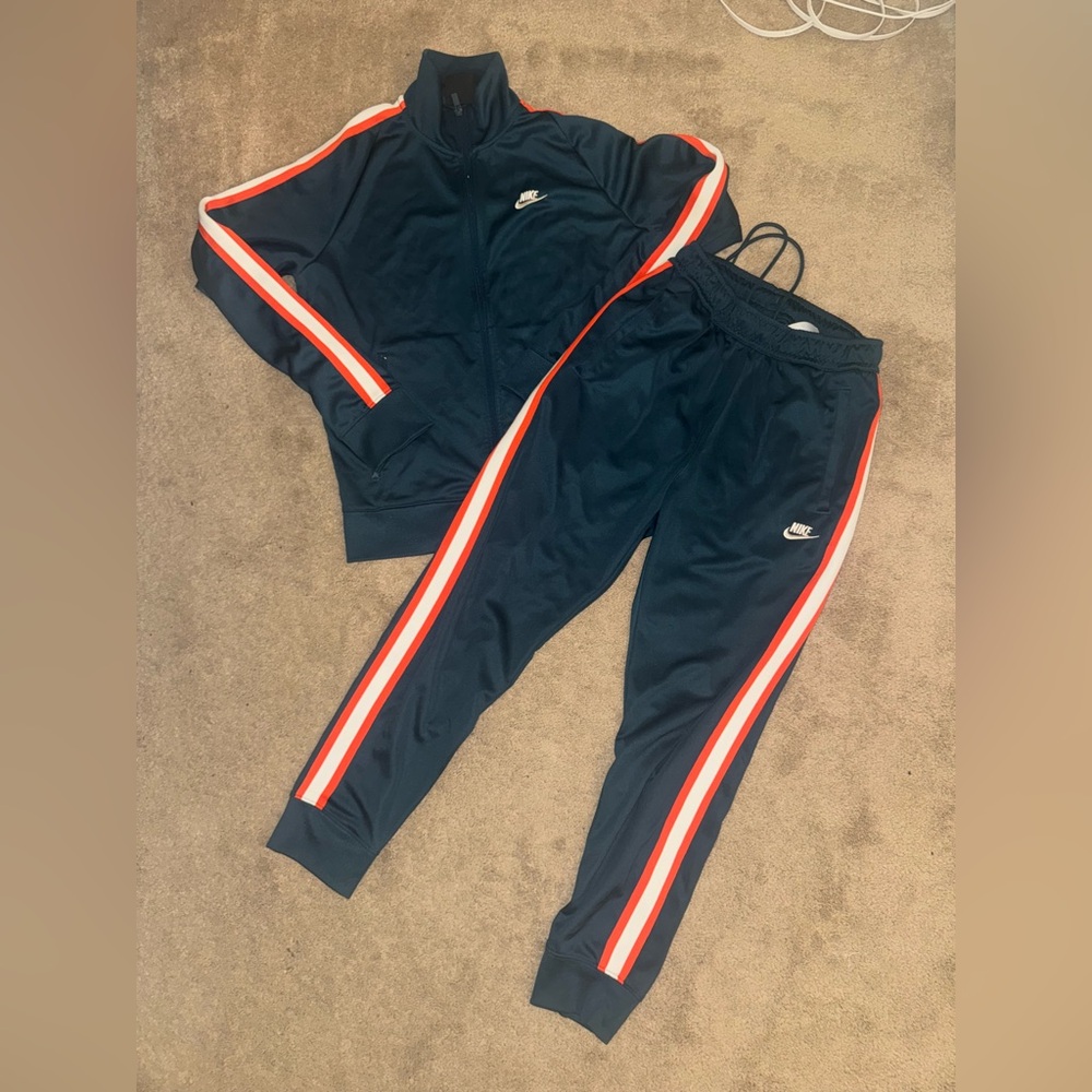 Nike men's green/orange Track suit